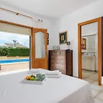 Escudero - Plusholidays